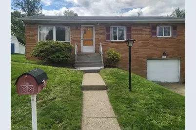 238 Meadowbrook Drive, Steubenville, OH 43953 - Photo 1