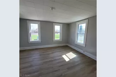 949 Fulton Road NW, Canton, OH 44703 - Photo 19