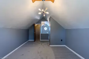 1582 Evergreen Ave, Akron, OH 44301 - Photo 3