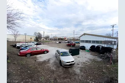 2203 Navarre Road SW, Canton, OH 44706 - Photo 3