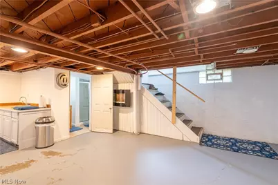 1524 Hollywood Street NE, Warren, OH 44483 - Photo 13