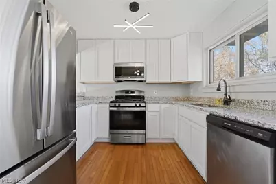 9211 Sugarbush Drive, Mentor, OH 44060 - Photo 7