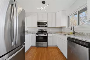 9211 Sugarbush Dr, Mentor, OH 44060 - Photo 7