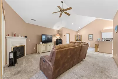 4212 Tannybrooke Lane NW #1C, Canton, OH 44718 - Photo 5