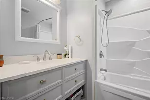 6094 Emerald St, North Ridgeville, OH 44039 - Photo 21