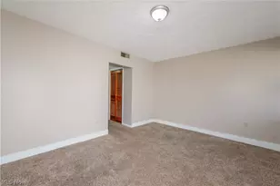 249 W Harris Ave, Ravenna, OH 44266 - Photo 9