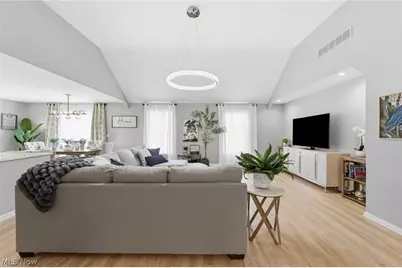 39292 Camelot Way, Avon, OH 44011 - Photo 9