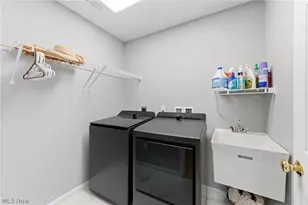 39292 Camelot Way, Avon, OH 44011 - Photo 25