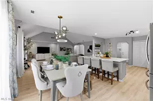 39292 Camelot Way, Avon, OH 44011 - Photo 15