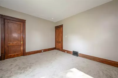 557 Weber Avenue, Akron, OH 44303 - Photo 13