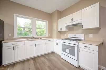 557 Weber Avenue, Akron, OH 44303 - Photo 17