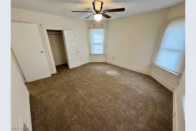 909 Clarendon Avenue SW, Canton, OH 44710 - Photo 23