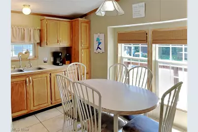 1640 Hazard S Alley, Put in Bay, OH 43456 - Photo 11