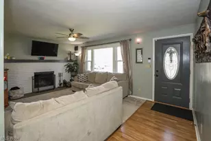 17997 Hillcrest Dr, Lake Milton, OH 44429 - Photo 15