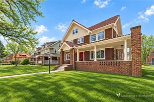 867 East Blvd, Loveland, OH 44108 - Photo 1