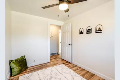 22 Van Doren Drive, Cuyahoga Falls, OH 44221 - Photo 21