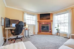 22 Van Doren Dr, Cuyahoga Falls, OH 44221 - Photo 11