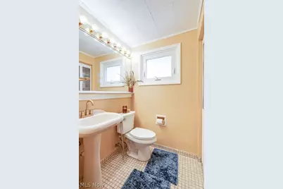 22 Van Doren Drive, Cuyahoga Falls, OH 44221 - Photo 15