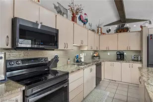 33017 Hidden Hollow Ct, North Ridgeville, OH 44039 - Photo 13