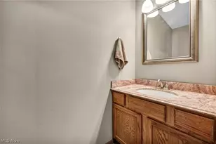 27 Kenilworth Ave, Painesville, OH 44077 - Photo 15