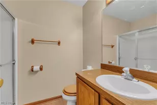 586 Abbe Rd, Sheffield Lake, OH 44054 - Photo 27