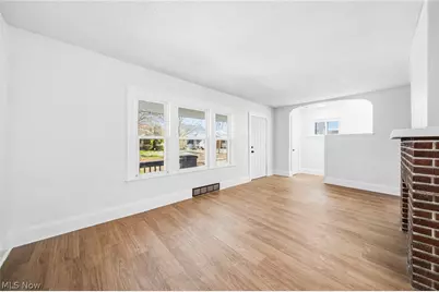 8614 Bancroft Avenue, Loveland, OH 44105 - Photo 9