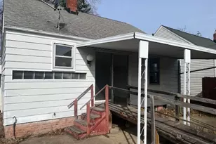 5127 Erwin St, Maple Heights, OH 44137 - Photo 3