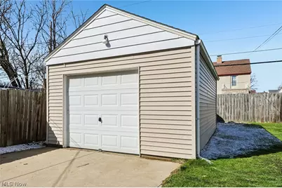 4252 Ridgeview Road, Loveland, OH 44144 - Photo 33