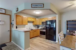 726 N Creek Dr, Painesville, OH 44077 - Photo 11