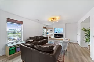 6120 Greenview Trail, North Ridgeville, OH 44039 - Photo 11