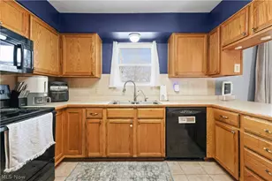 7010 Stonecreek Ave NE, Canton, OH 44721 - Photo 9