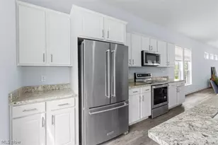 1523 E 122nd St, Loveland, OH 44106 - Photo 19