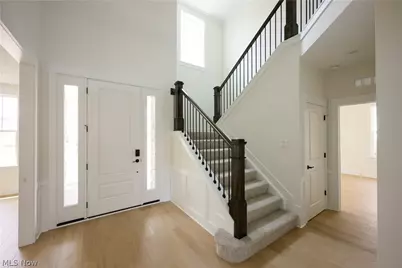32610 Trillium Court, Avon Lake, OH 44012 - Photo 3