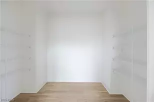 32610 Trillium Ct, Avon Lake, OH 44012 - Photo 11