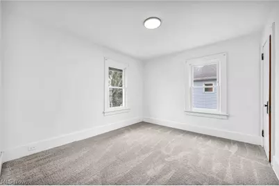 39 25th Street NW, Barberton, OH 44203 - Photo 25