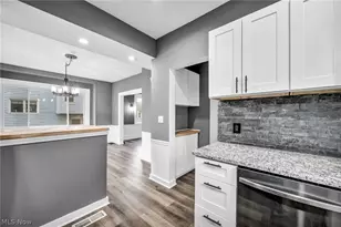 39 25th St NW, Barberton, OH 44203 - Photo 17