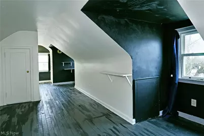 1787 Bonnie Brae Avenue NE, Warren, OH 44483 - Photo 37