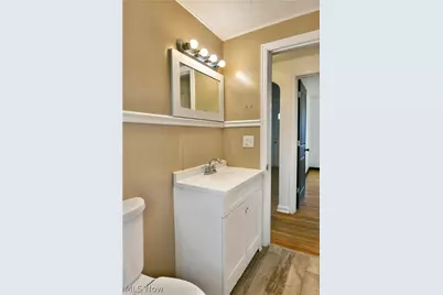 1787 Bonnie Brae Avenue NE, Warren, OH 44483 - Photo 23