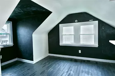 1787 Bonnie Brae Avenue NE, Warren, OH 44483 - Photo 39