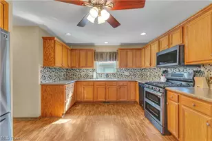 5747 Pleasant Ave, North Ridgeville, OH 44039 - Photo 15