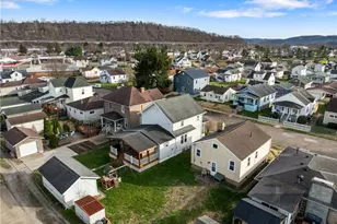249 W 42nd St, Shadyside, OH 43947 - Photo 37
