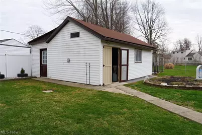 36360 Sunset Drive, Eastlake, OH 44095 - Photo 41