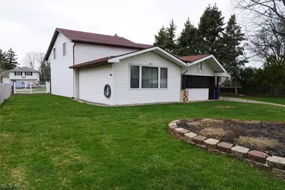 36360 Sunset Drive, Eastlake, OH 44095 - Photo 45