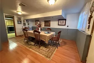 36360 Sunset Dr, Eastlake, OH 44095 - Photo 17