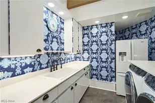 1200 Yellow Creek Ln, Akron, OH 44333 - Photo 17