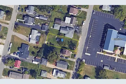 69 Lawrence Avenue, Columbus, OH 43228 - Photo 1