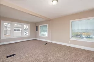 231 Windsor St, Akron, OH 44306 - Photo 3