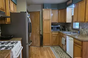 10839 Prospect Rd, Strongsville, OH 44149 - Photo 5