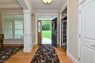 11101 E Washington St, Chagrin Falls, OH 44023 - Photo 3