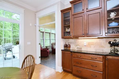 11101 E Washington Street, Chagrin Falls, OH 44023 - Photo 17
